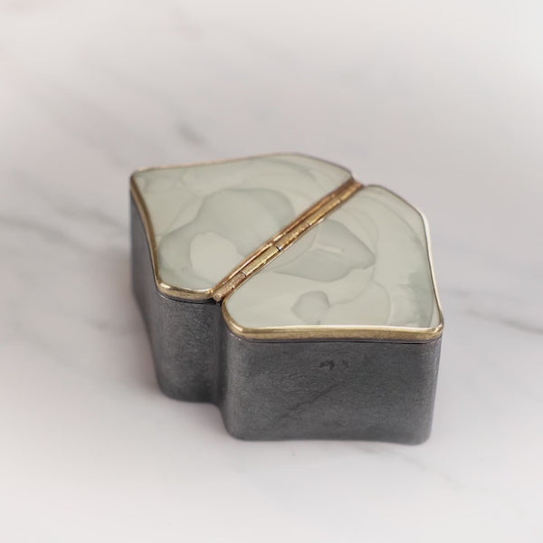 Todd Reed box in sterling silver, white brilliant cut diamonds(~.97ct), willow creek jasper, and 18k yellow gold